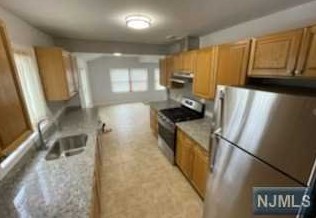 140 Carver Ave, Westwood, NJ 07675