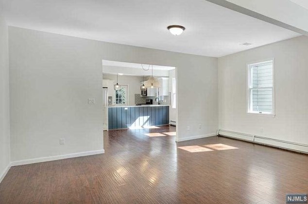 75 Prospect Pl, Rutherford NJ  07070-1112 exterior