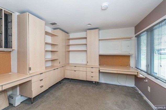 33 Schindler Terrace, Town Center, NJ 07052