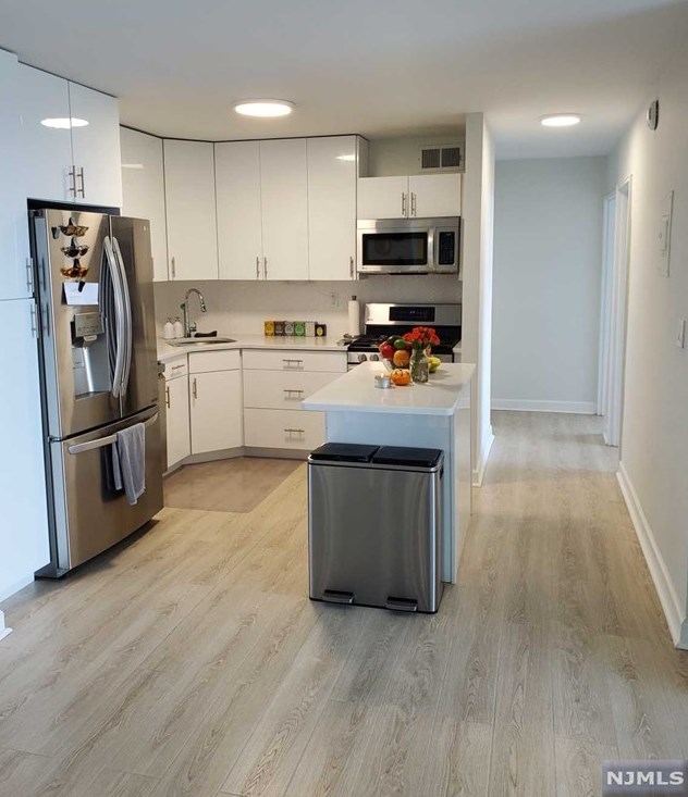 2100 Linwood Ave #19c, West Fort Lee, NJ 07024