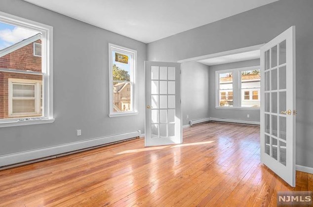 82 Telford St, East Orange, NJ 07018
