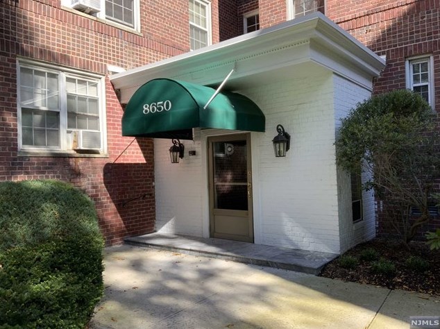 8650 Blvd E #3f, North Bergen, NJ 07047