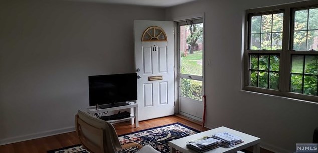 1255 Anderson Ave #11, West Fort Lee, NJ 07024