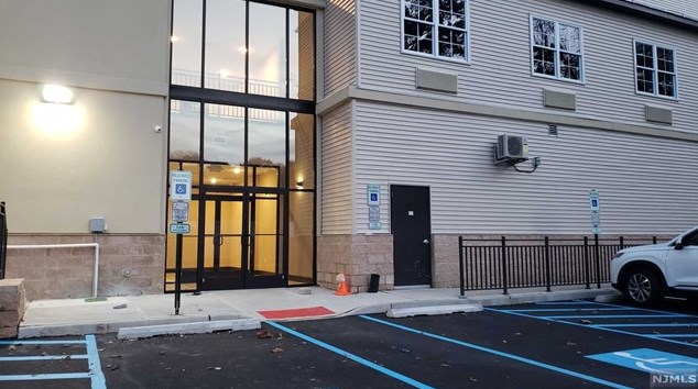 521 Livingston St #206, Norwood, NJ 07648