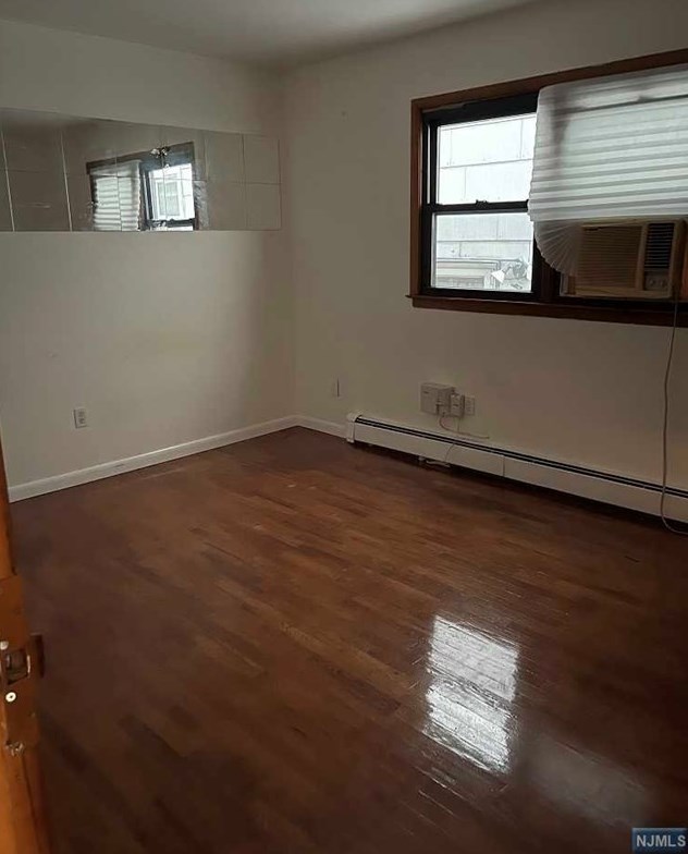 15 Skillman Ave, Jersey City, NJ 07306