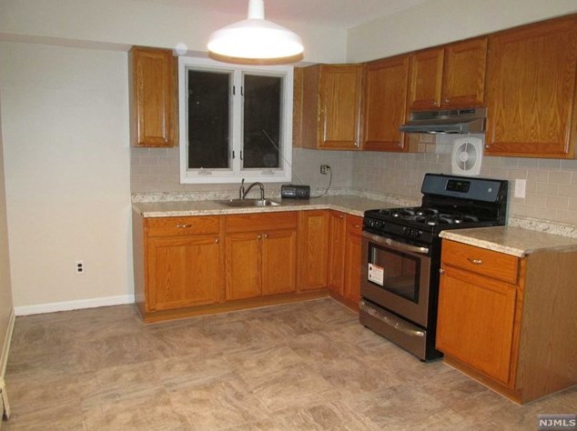 531 Maple Ave, West Paterson, NJ
