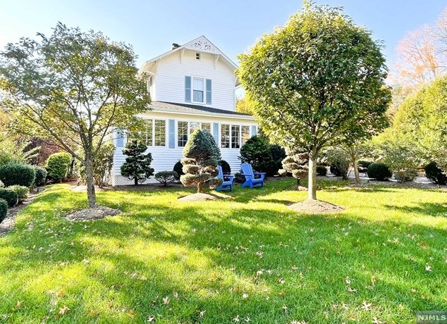 1010 E Ridgewood Ave, Ridgewood, NJ 07450