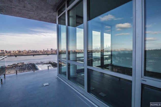 320 Adolphus Ave #1016, Cliffside Park, NJ 07010