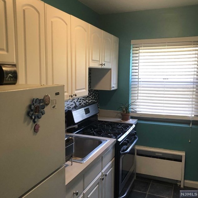 500 Linwood Dr #4a, West Fort Lee, NJ 07024