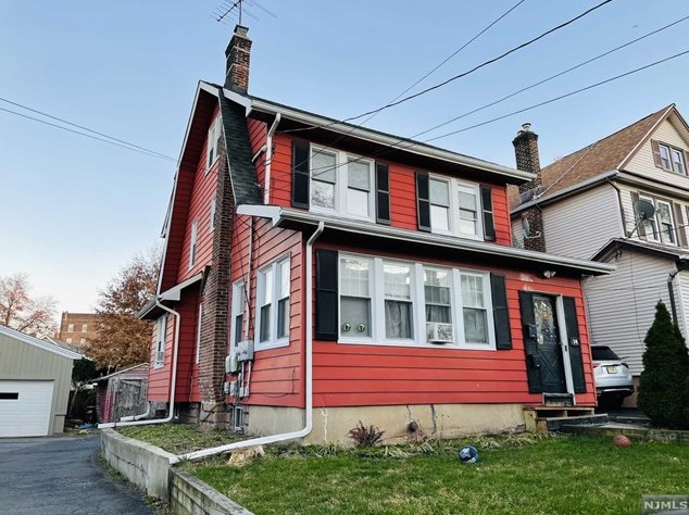 14 Hill St, Bloomfield, NJ 07003
