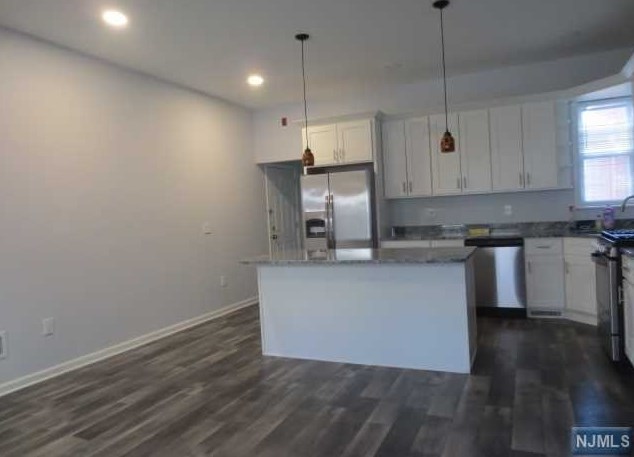 13 Columbia Terrace #a, Edgewater, NJ 07020