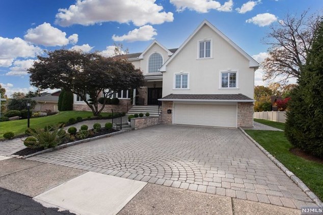 45 Fairfield Rd, Clifton, NJ 07013-3945