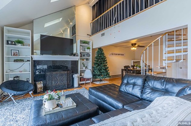 299 Union Ave #6, Rutherford, NJ 07070