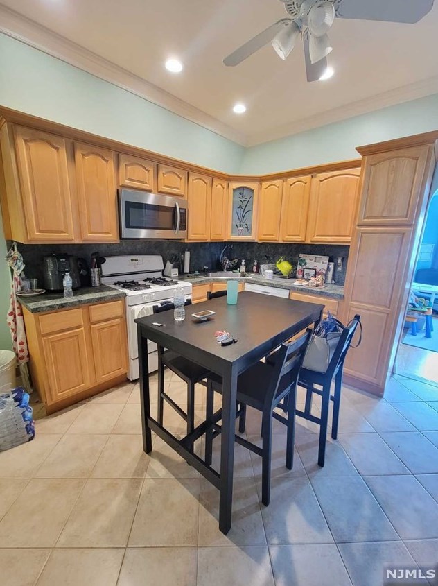 26 Humbert St #2, Nutley, NJ 07110