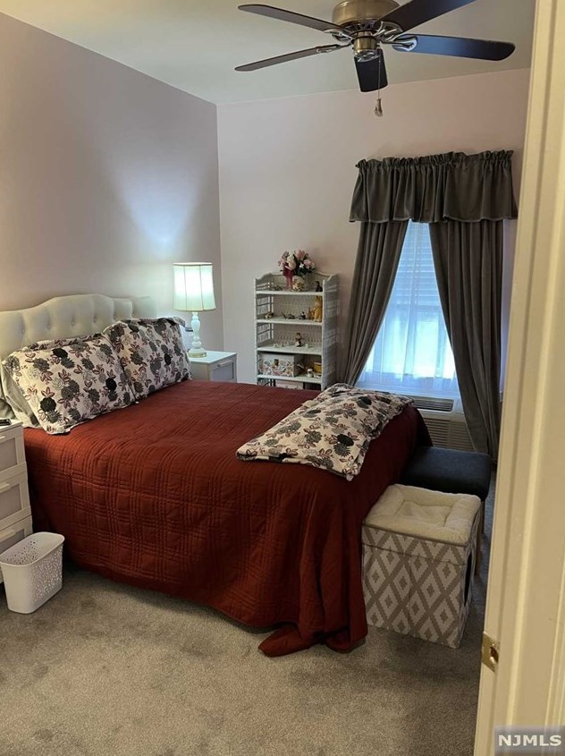 7207 Richmond Rd, West Milford, NJ 07480