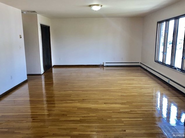 488 Park Ave #3, Fairview, NJ 07022