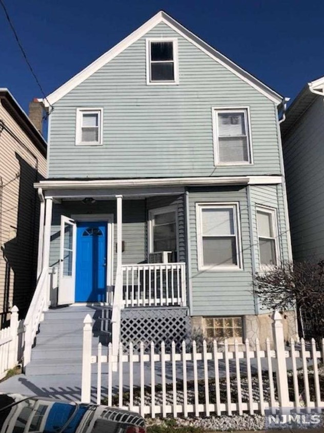 162 Ryerson Ave, Paterson, NJ 07502