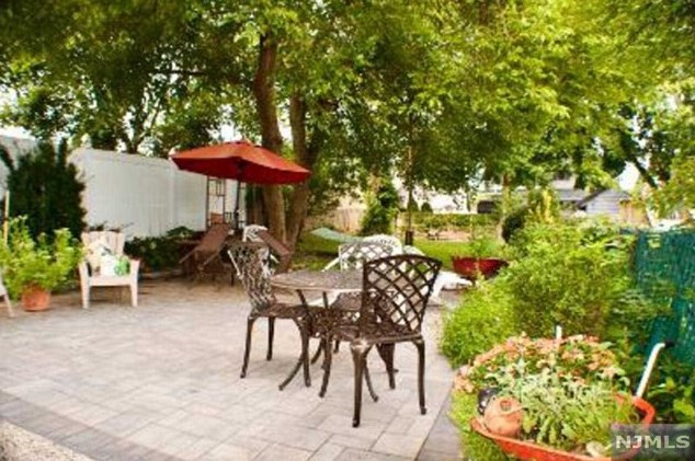 34 Fenner Ave, Clifton, NJ 07013