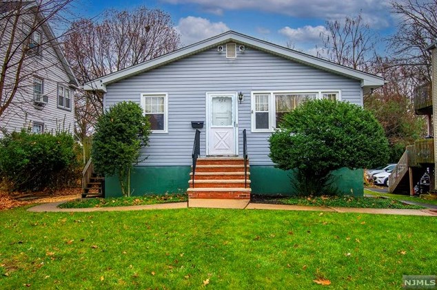 450 Tappan Rd, Norwood, NJ 07648