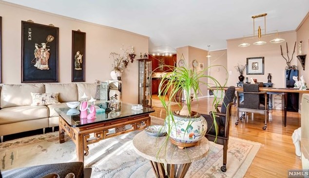 555 North Ave #5h, West Fort Lee, NJ 07024