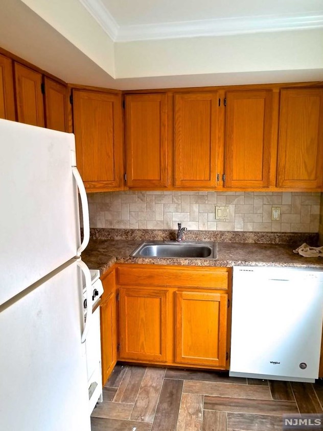 424 Plateau Ave #1, West Fort Lee, NJ 07024