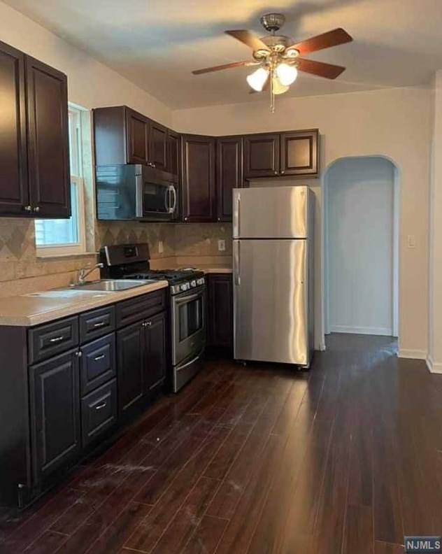 49 Livingston Ave #1, Lyndhurst, NJ 07071