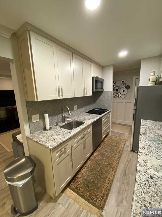 6 River Rd #a, Nutley, NJ 07110