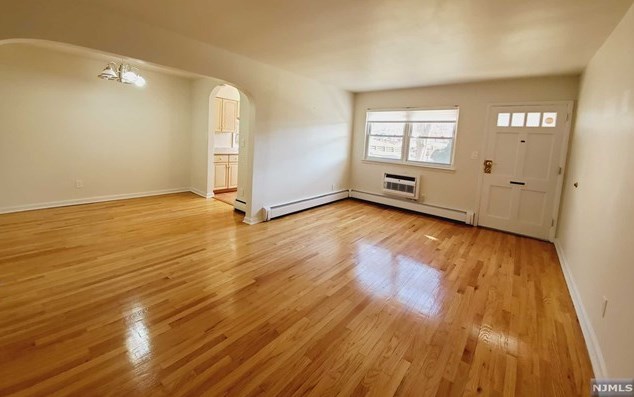 300 E Homestead Ave Apt D4, Palisades Park, NJ 07650