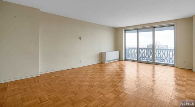 2100 Linwood Ave #23r, West Fort Lee, NJ 07024