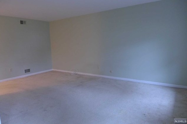 350 Maple Ave Apt 1, Oradell, NJ 07649