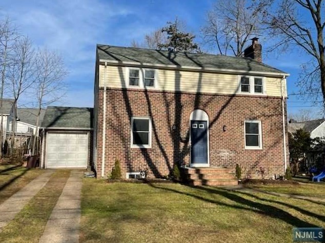 79 Canterbury Ct, Teaneck, NJ 07666