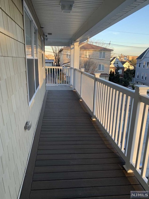 45 Summit Ave, Outwater, NJ 07026