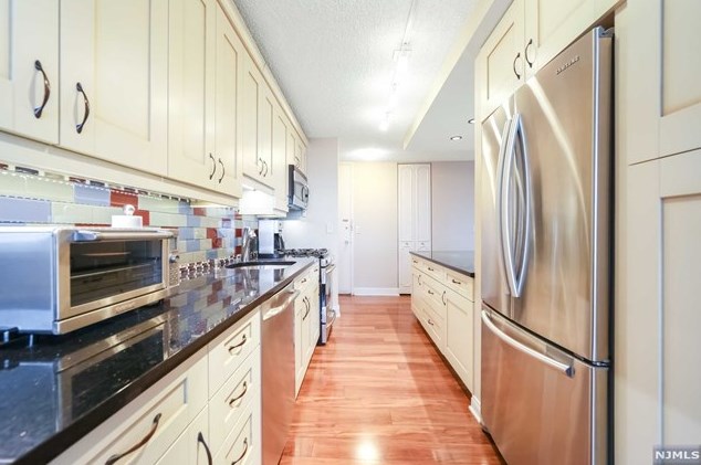 555 North Ave #23e, West Fort Lee, NJ 07024