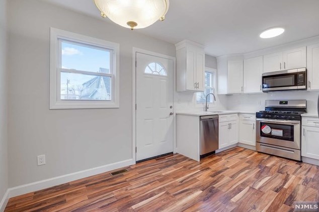 67 Halstead Ave #1, Wallington, NJ 07057