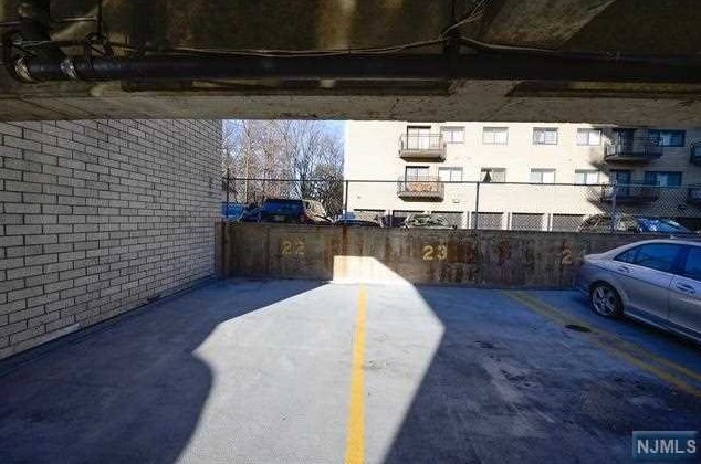 307 Prospect Ave, Hackensack NJ  07601-2514 exterior
