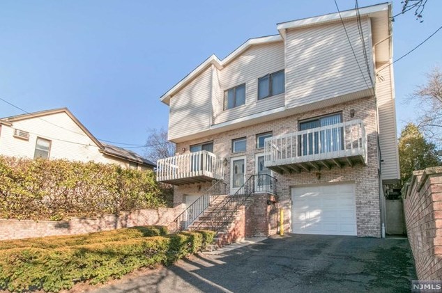 2410 3rd St #a, West Fort Lee, NJ 07024