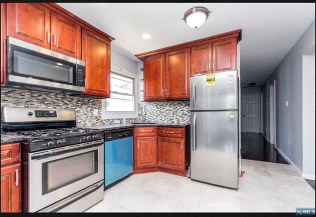 349 Mercer Loop #2, Jersey City, NJ 07302