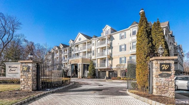 175 Rochelle Ave #226, Rochelle Park, NJ 07662