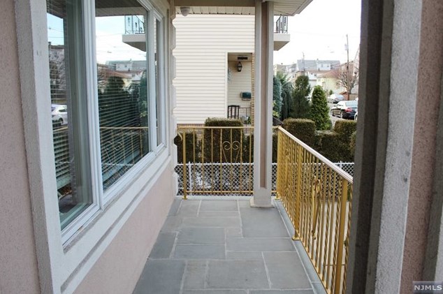 210 Banta Ave #1, Outwater, NJ 07026