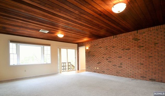 245 Pompton Ave # 2, Verona, NJ