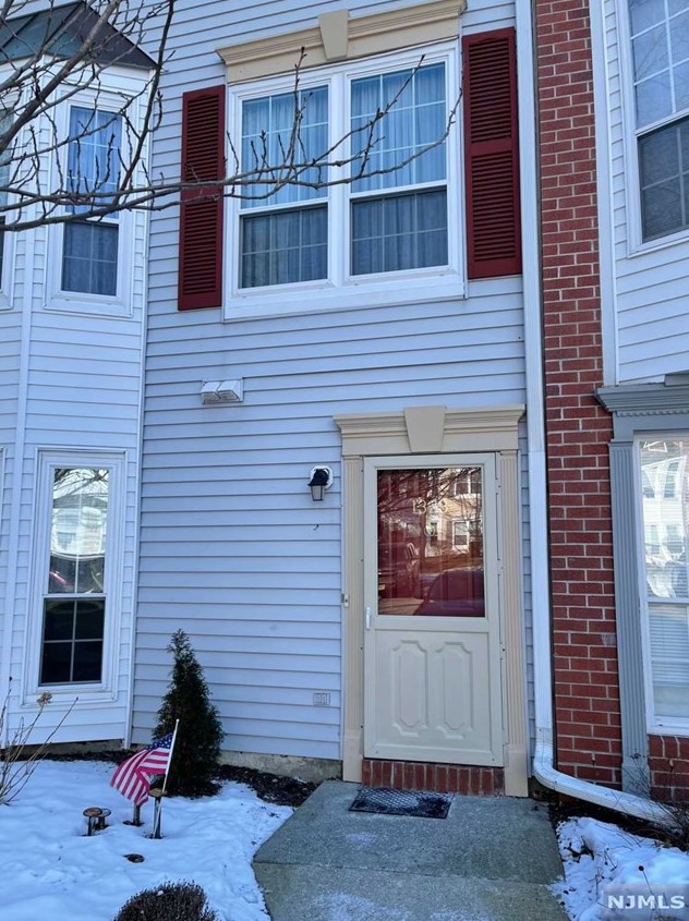 1323 Lavender Ct #1323, Mahwah, NJ 07430