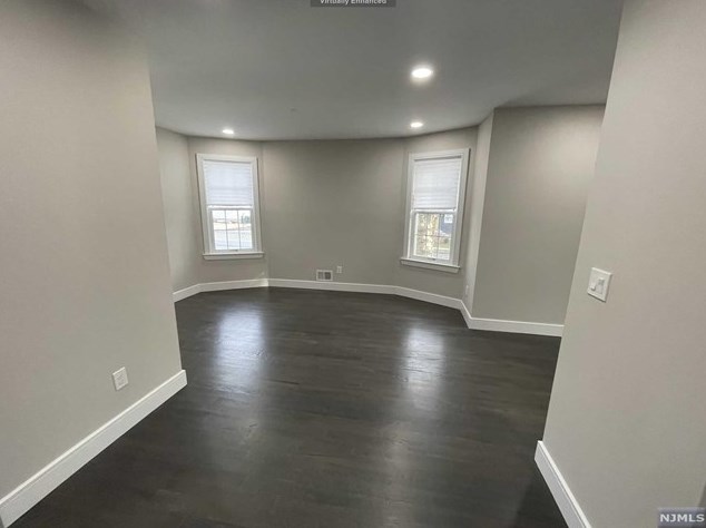 147 Highland Cross, Rutherford NJ  07070-2105 exterior