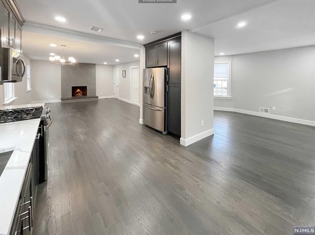 147 Highland Cross, Rutherford NJ  07070-2105 exterior