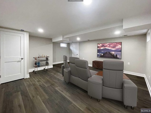 147 Highland Cross, Rutherford NJ  07070-2105 exterior