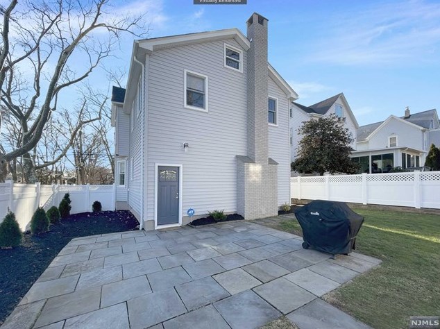 147 Highland Cross, Rutherford NJ  07070-2105 exterior