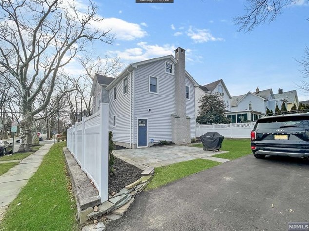 147 Highland Cross, Rutherford NJ  07070-2105 exterior