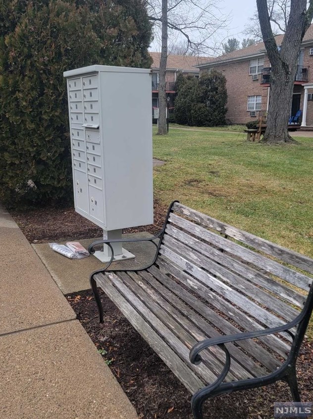 636 Godwin Ave #19b, Midland Pk, NJ 07432