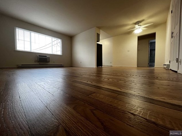 381 Garibaldi Ave #10, Lodi, NJ 07644