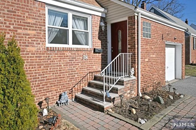 38 Dixon Ave, Dumont, NJ 07628