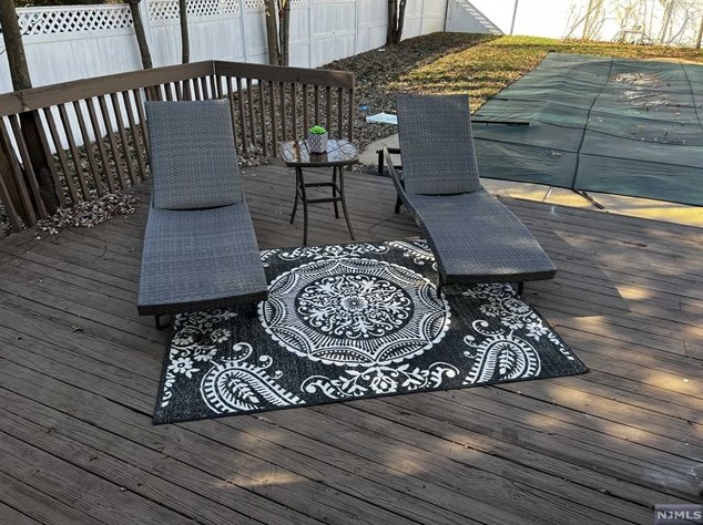 138 Vernon Ter, Westfield NJ  07090-2227 exterior